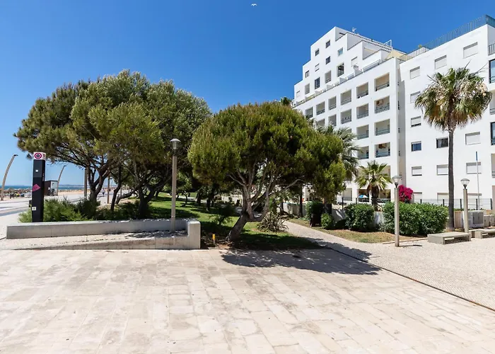 Superb Front Carteia Flat * Quarteira