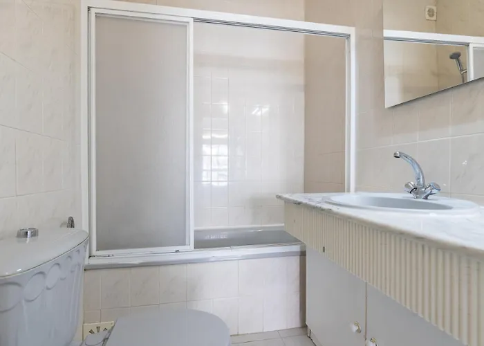 Superb Front Carteia Flat
